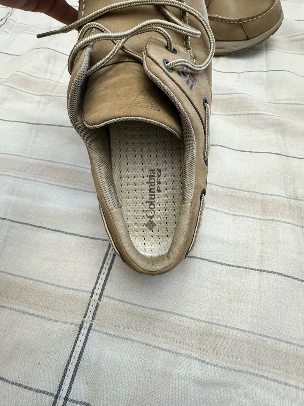 Columbia Men's Tan Moccasin-Style Boat Shoes Size 10